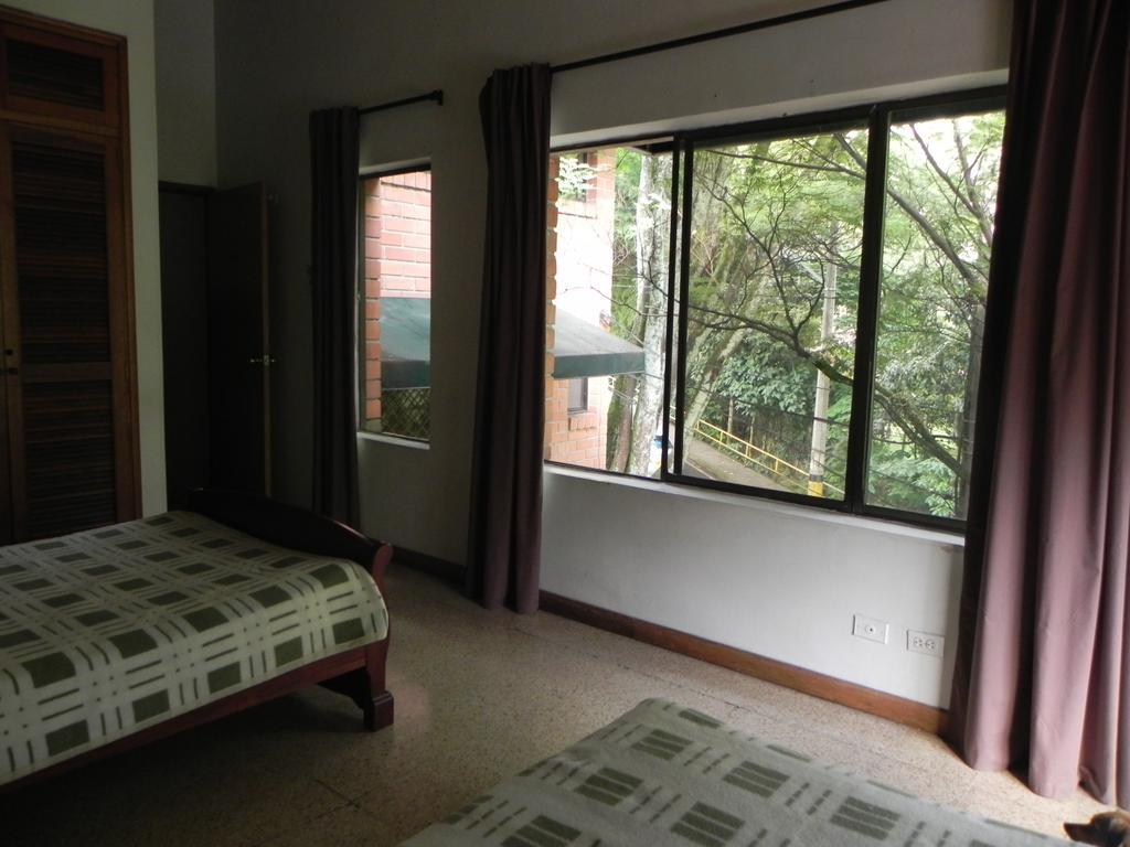 Hostal Tamarindo Itagui Bilik gambar