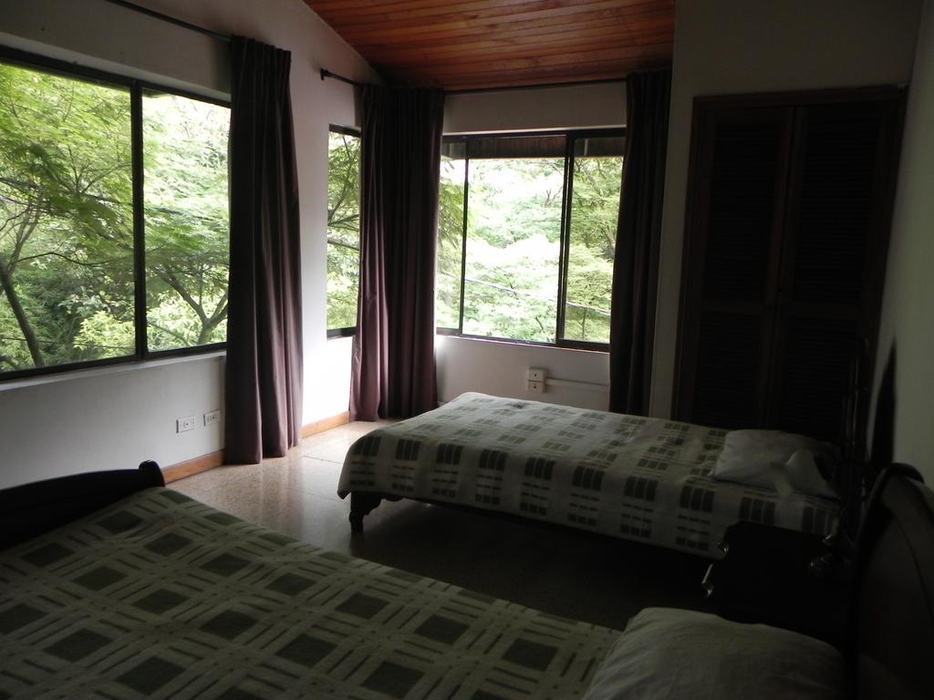 Hostal Tamarindo Itagui Bilik gambar