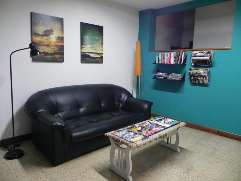 Hostal Tamarindo Itagui Luaran gambar