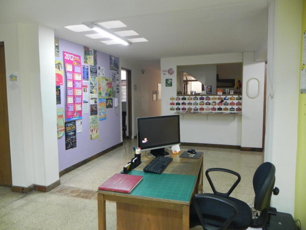 Hostal Tamarindo Itagui Luaran gambar