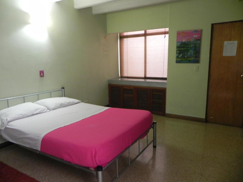 Hostal Tamarindo Itagui Bilik gambar