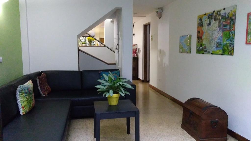 Hostal Tamarindo Itagui Luaran gambar